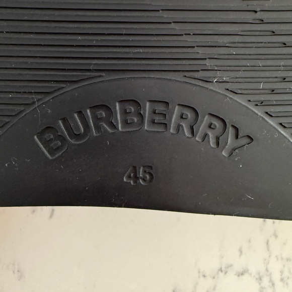 Burberry Black and Tan Plaid Slides - Picture 6 of 8